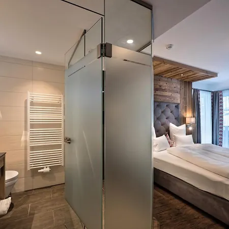 Eldorado Hotel 4*