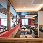 Eldorado Hotel 4*