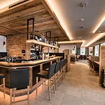Eldorado Hotel 4*