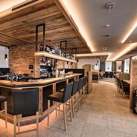 Eldorado Hotel 4*
