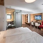 Eldorado 4*